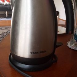 Electric Kettle 1.7 Ltr $18