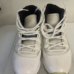 Jordan 11 Legend Blue Size 12