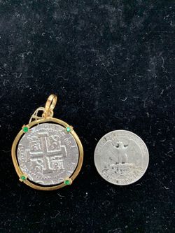 Atocha silver coin pendant with gold bezel &green lad emerald