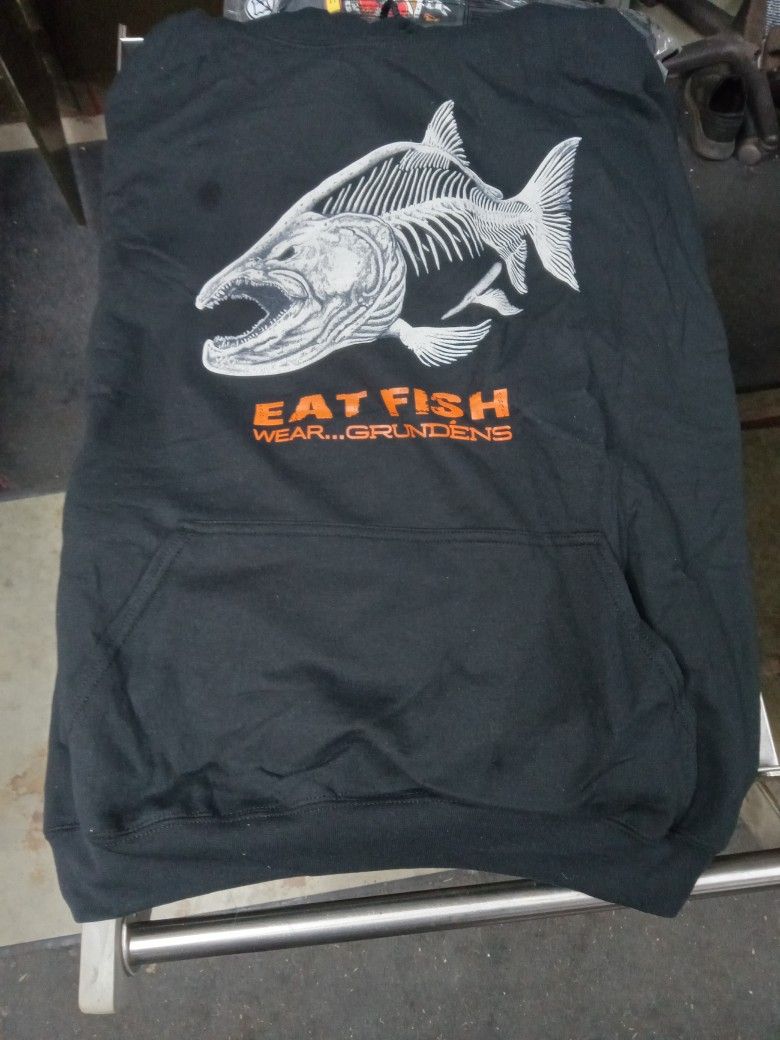 Grundens Eat Fish Lot