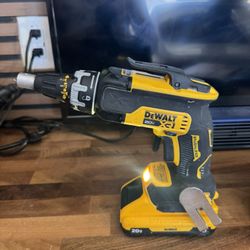 DEWALT 20V MAX XR Cordless Brushless Drywall Screw Gun (Tool Only)