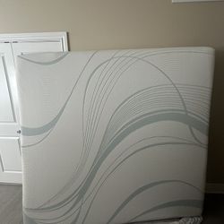 Tempur‑Pedic King Adapt Medium Mattress - Like New!