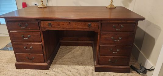 Lexington Bob Timberlake Executive Desk