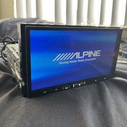 Alpine iXL CarPlay Apple Play 