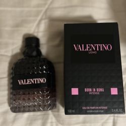 Valentino Perfume