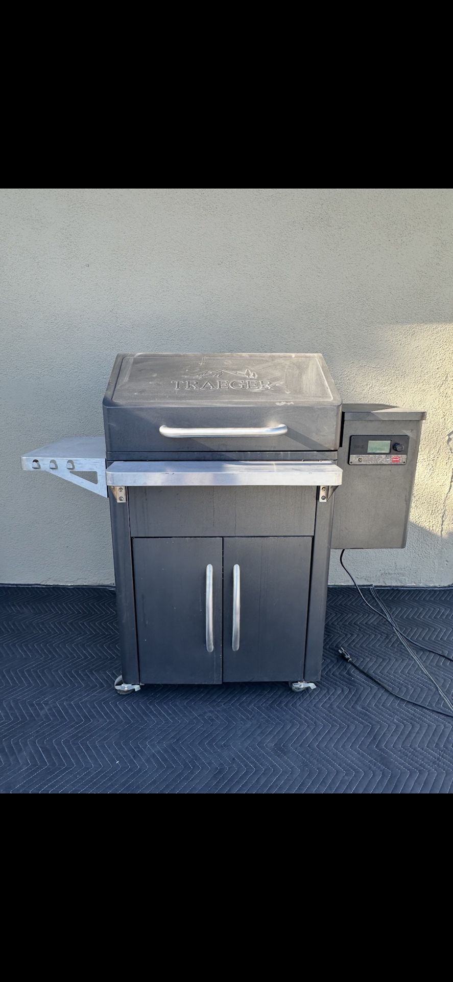 Bbq/ Silverton 620 Pellet Grill/ grill/ Traeger/ Smoker/ Traeger Grill/ Backyard/ cooking