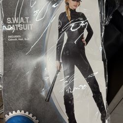 Seat Women Costume !