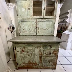 Vintage Hoosier Kitchen Hutch 