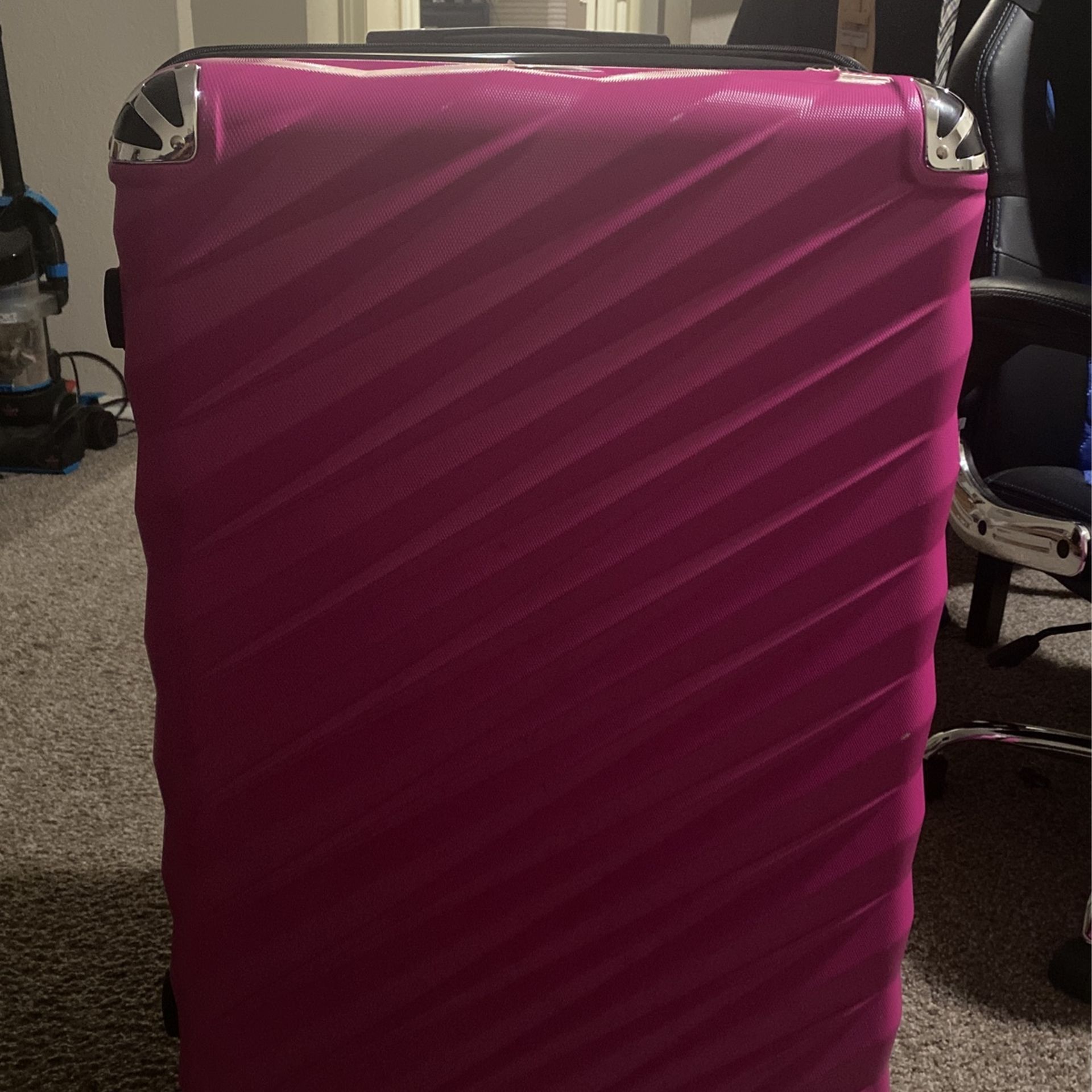 Large Suitcase (Madi Asson)
