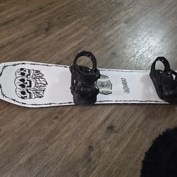 Bataleon Snowboard 150-153cm — Used