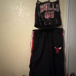 Bulls Comfy Sweat set! Size M/L 