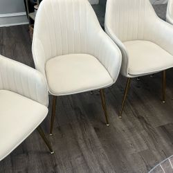 4. AVAWING Modern Living