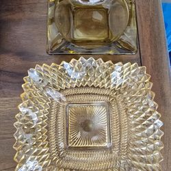 Amber Vintage Carnival Glass Ashtray Or Ruffle Dish Glassware 