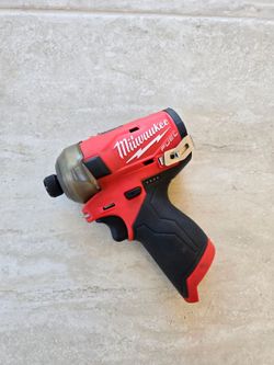 Milwaukee FUEL 12V SURGE Hydraulic 4 Mode Impact Driver