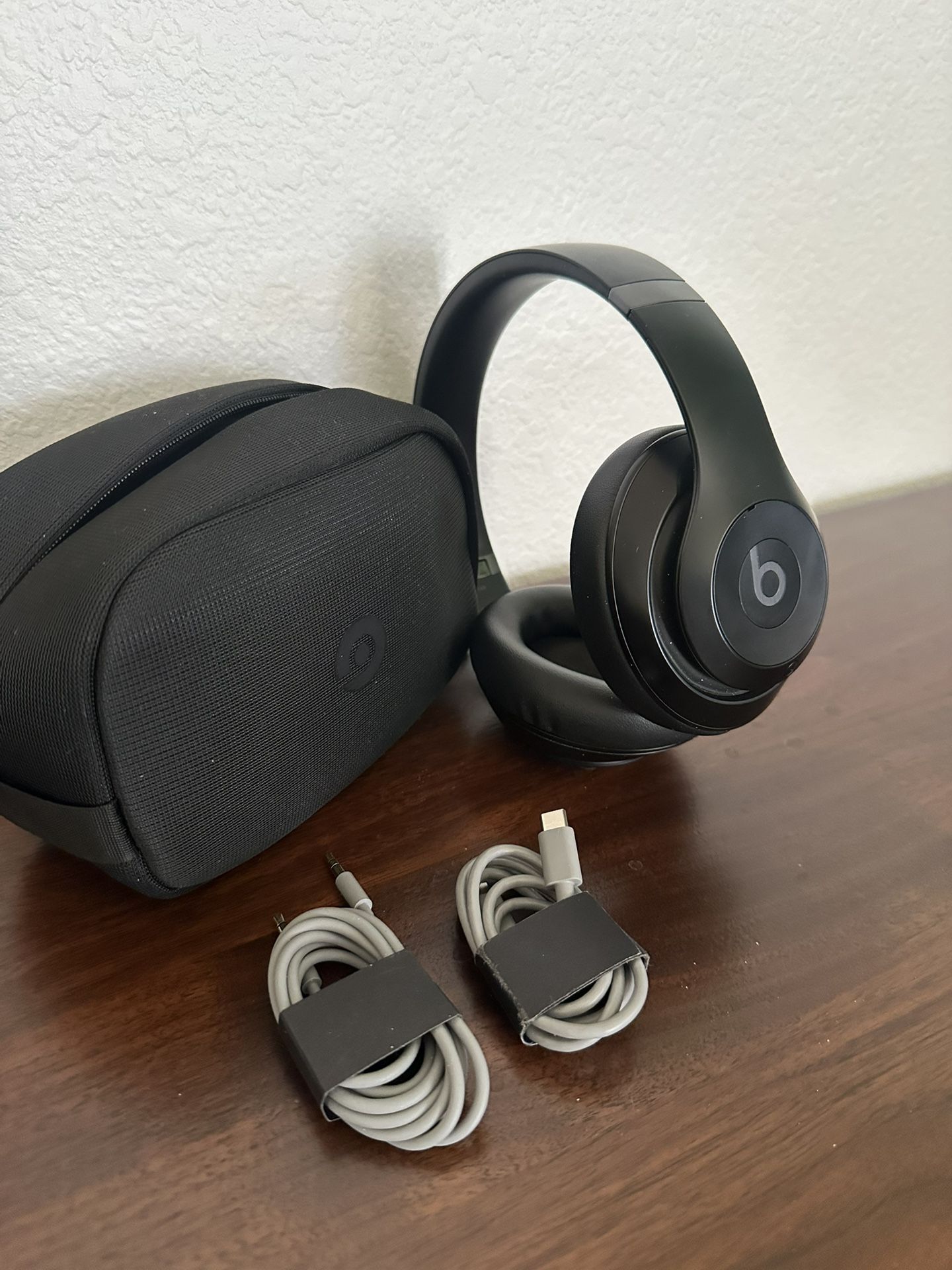 Beats Studio Pro Apple Headphones