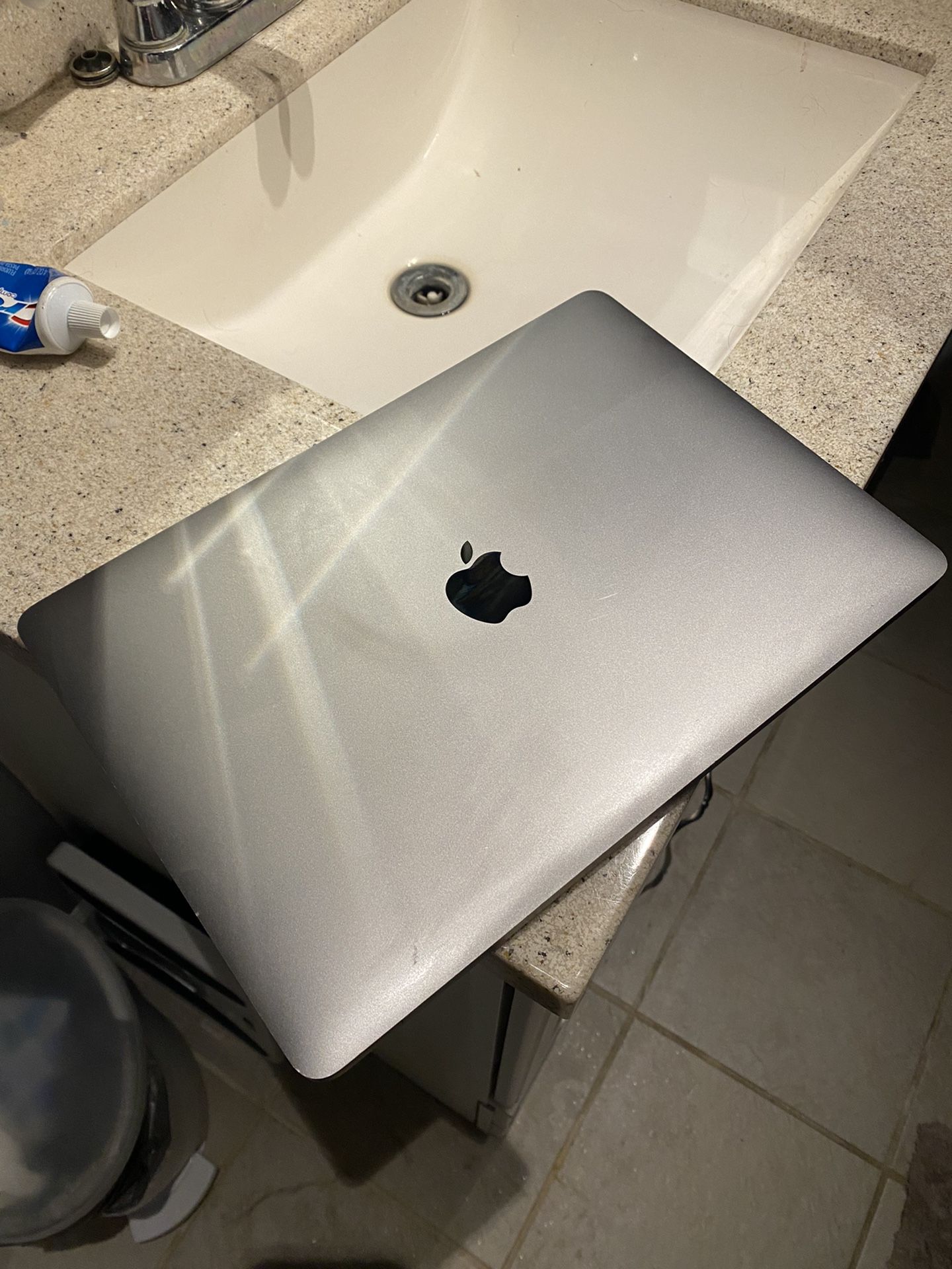 Maxbook Air 2020 13"