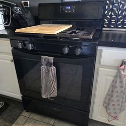 Whirlpool Gas STOVE