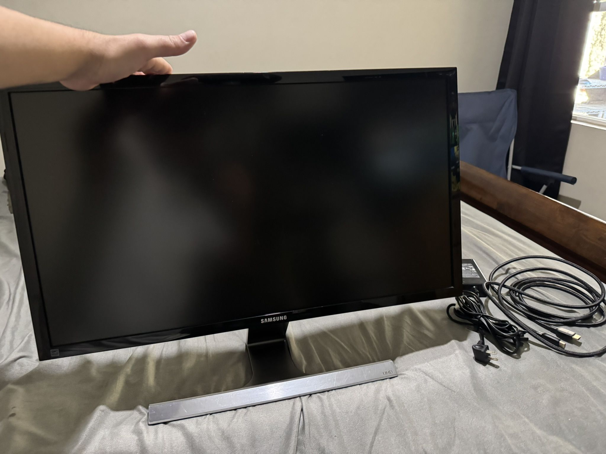 Samsung brand Monitor !!