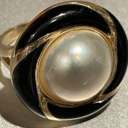 14k Gold Mabe Pearl Onyx Ring 7.9 Grams  Sz 7 