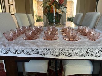 27 Vintage pieces of 1980s Arcoroc France Rosaline Pink Swirl Tea Cup/Saucer