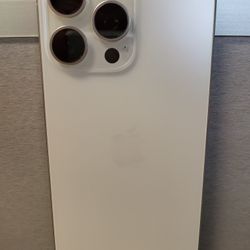 iPhone 15 Pro Max UNLOCKED 