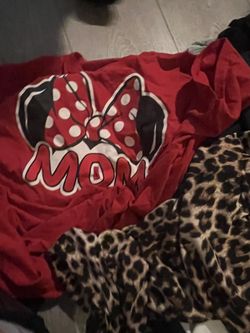 Women’s Clothes/ ropa De Mujer