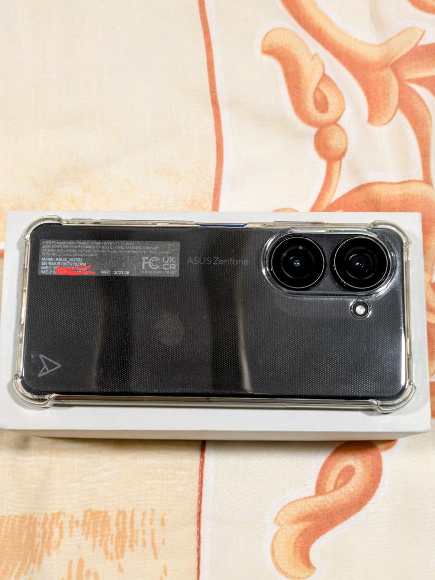 Asus Zenfone 10 - 256GB - Unlocked