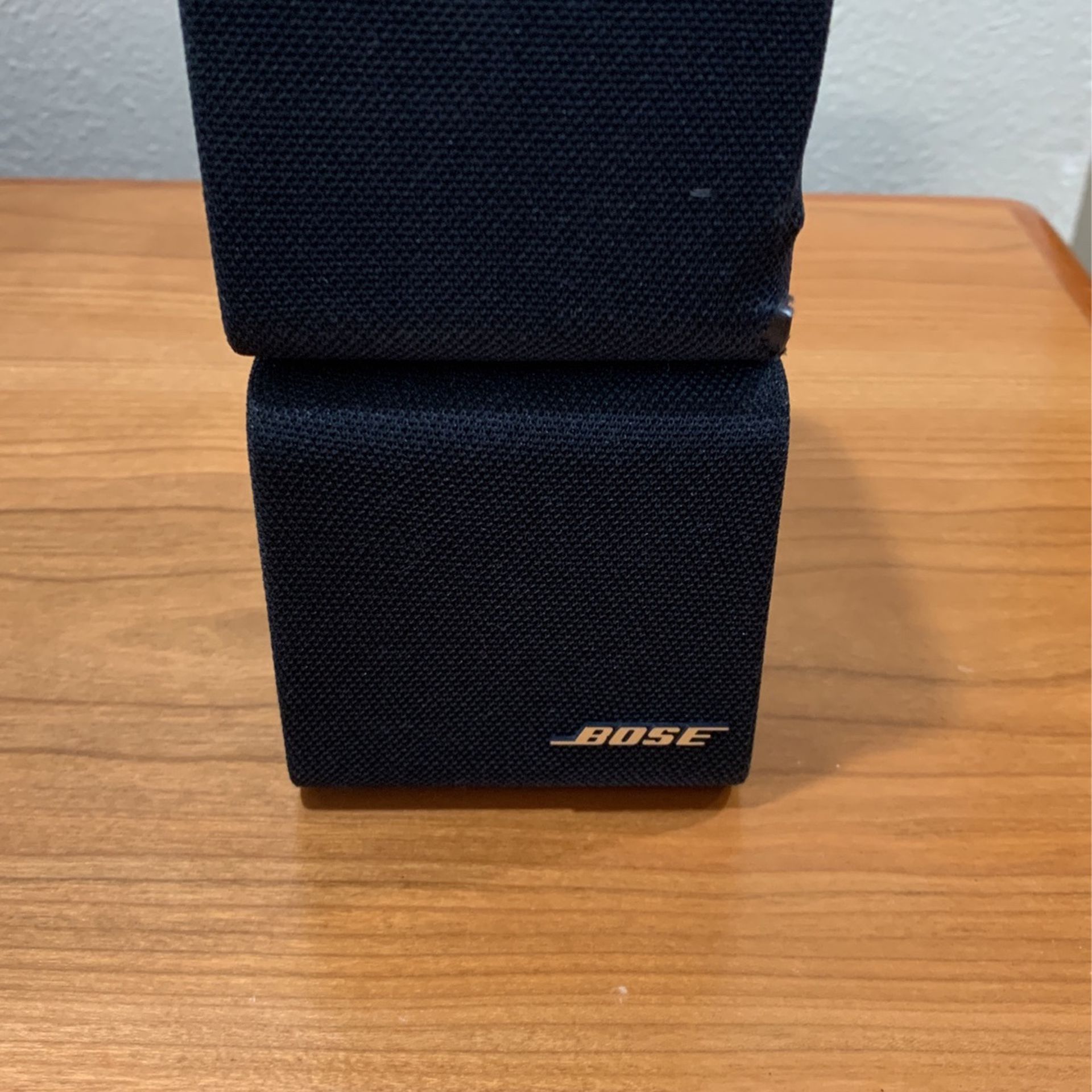 1 Bose Cube Speaker