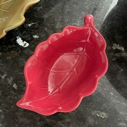 PRINCESS HOUSE FALL PLATE PICK UP TODAY 
