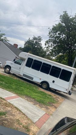 2009 ford e450