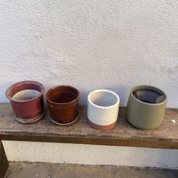 A Lot Of 4 Planters 4.5 Diameter 