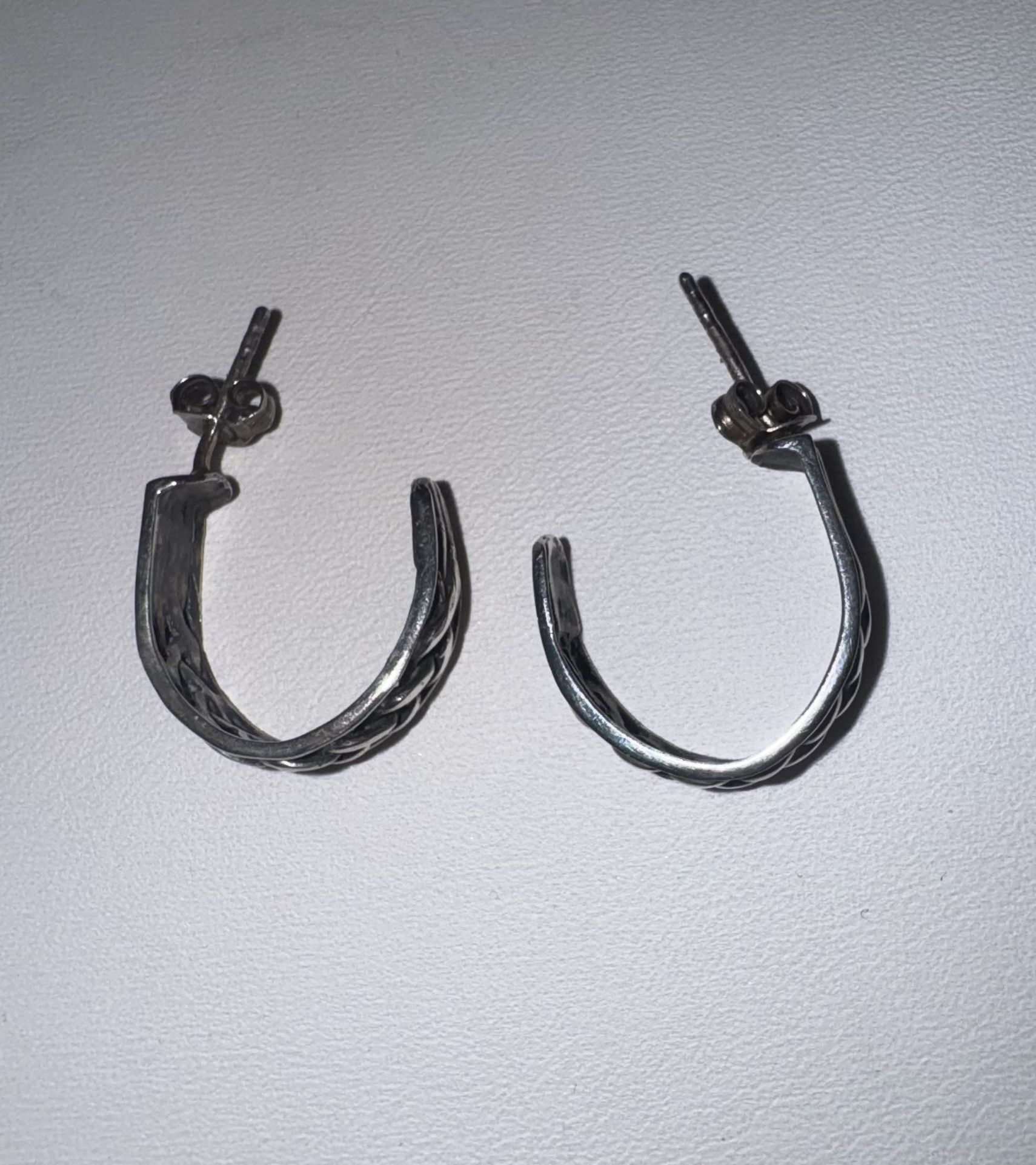 EUC Vintage Filigree Sterling Silver Post Earrings 3.7g