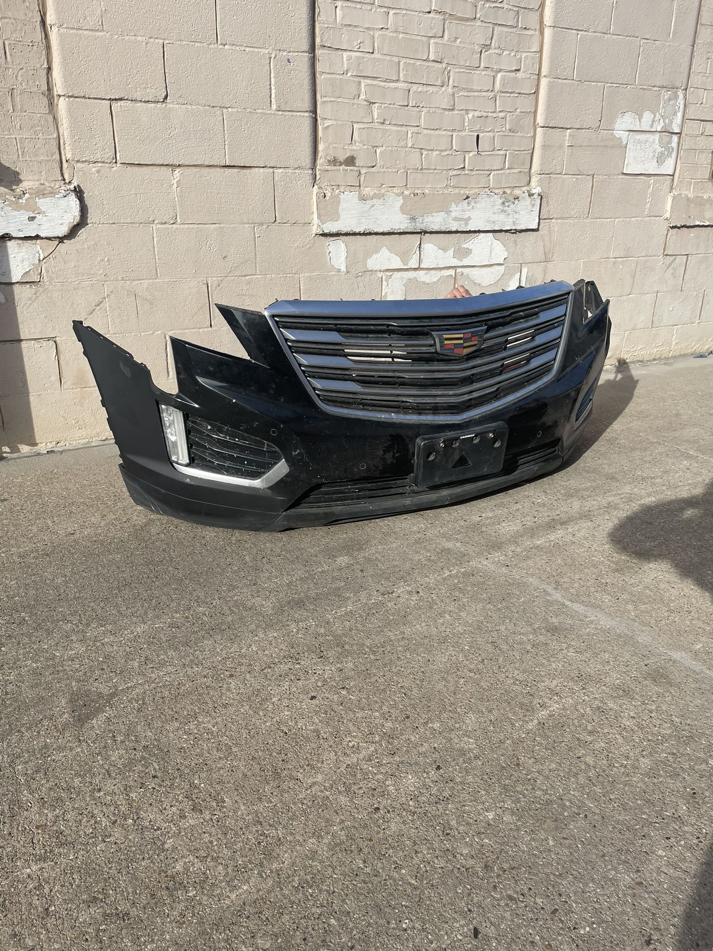 2017-2022 CADILLAC XT5 FRONT BUMPER COMPLETE OEM