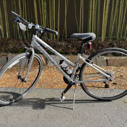 Trek 7.2 FX Women’s Hybrid Bike – Small Frame – Excellent Condition – Recently Serviced