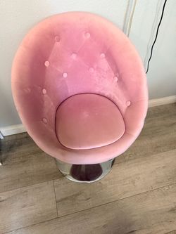 Vanity chair