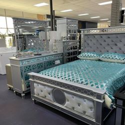 Varian Panel Bedroom Set
ACME$10 Down Payment And Financing Available