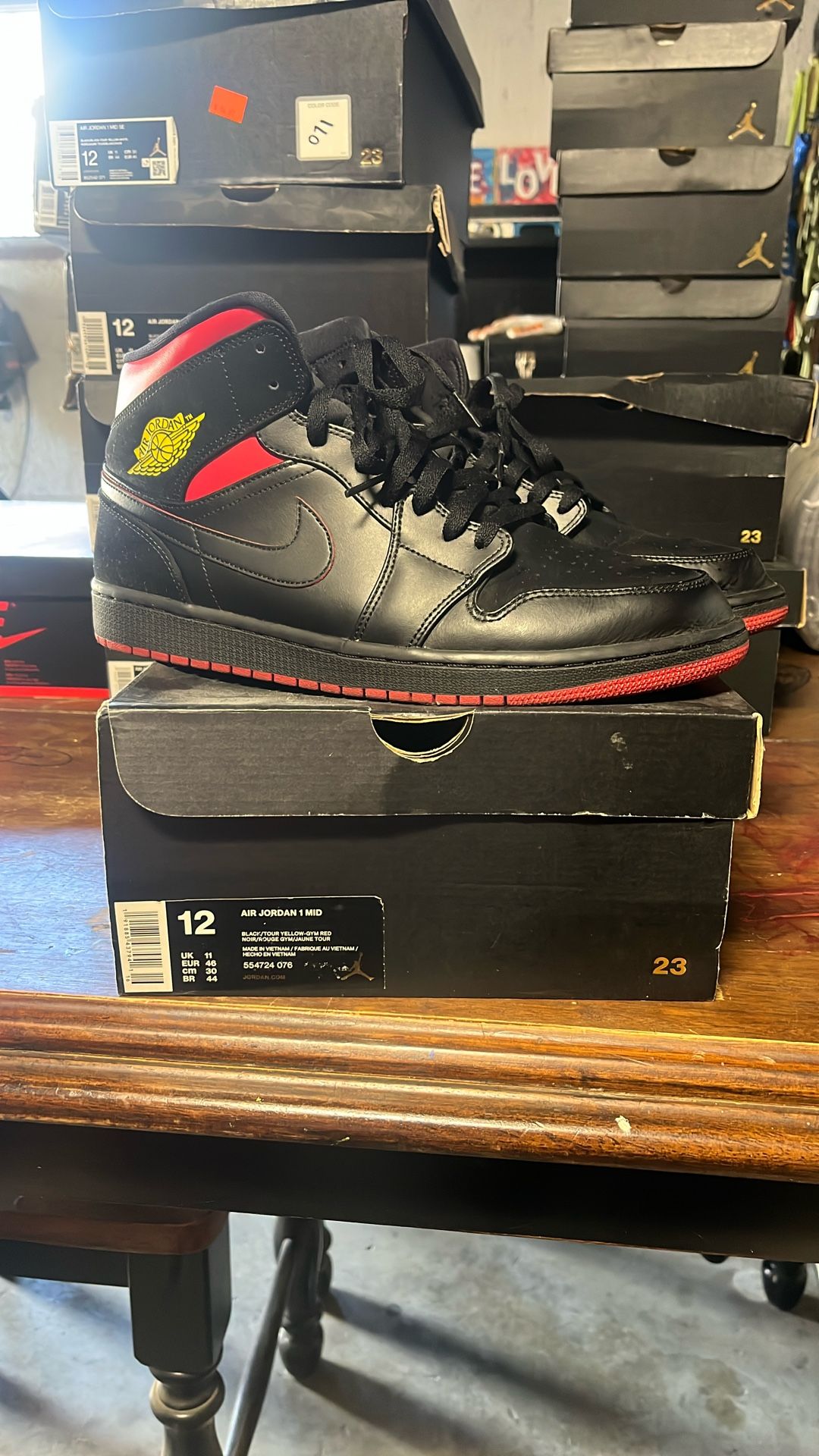 Jordan 1 Mid