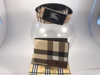 Burberry belt w/ wallet