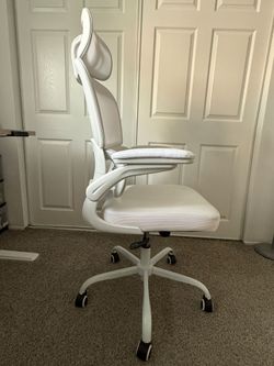 TRALT Ergonomic Office Chair
