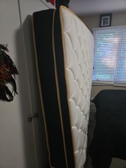 Mattress King Size Foam and Spring Hybrid