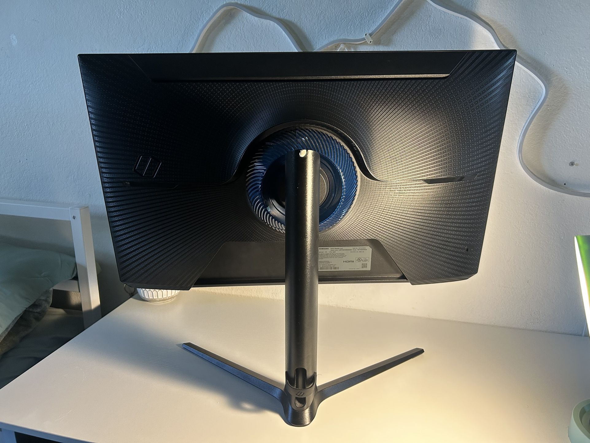 Samsung 27-Inch Odyssey G3(G30D) Series FHD Gaming Monitor, 1ms, 180Hz, AMD Freesync, Adjustable Stand