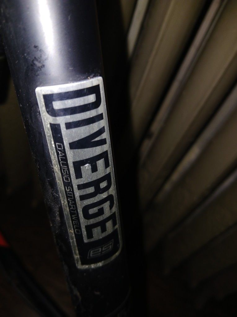 2017 Divergent Carbon 54