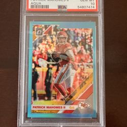2019 Donruss Optic Patrick Mahomes Aqua /299 #1 PSA 10 Chiefs  