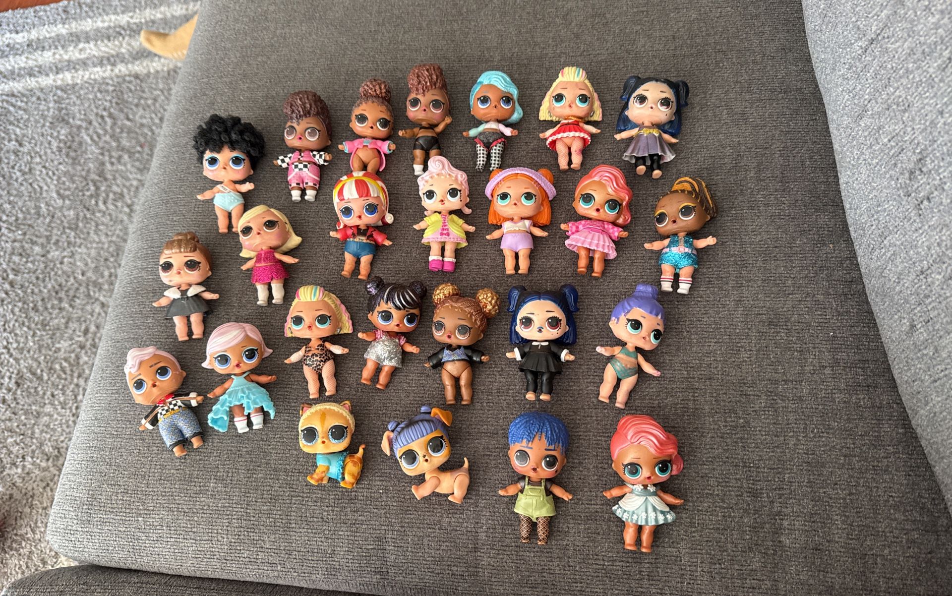 Mini LOL Dolls