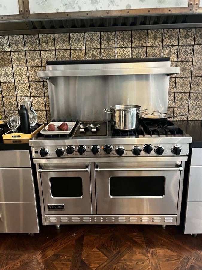 48’ Inch Viking Range Duel Fuel
