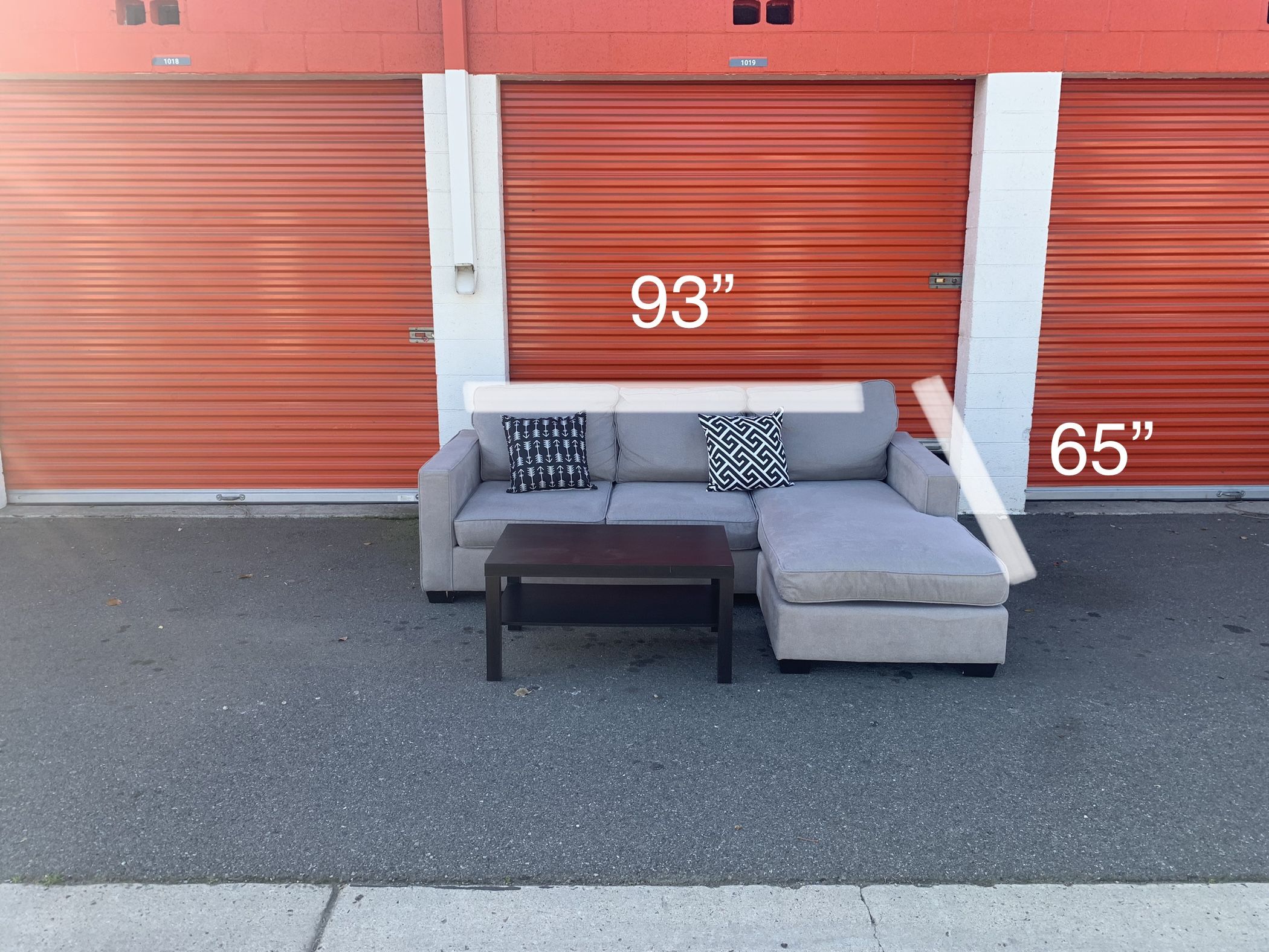 Gray Sectional Couch With Reversible Chaise