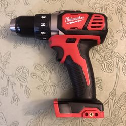 milwaukee m18 1/2" drill driver