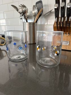Glass cups