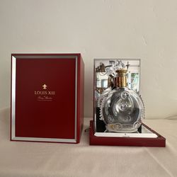 Louis Xiii Baccarat Crystal Empty Bottle With Case for Sale in Las Vegas,  NV - OfferUp