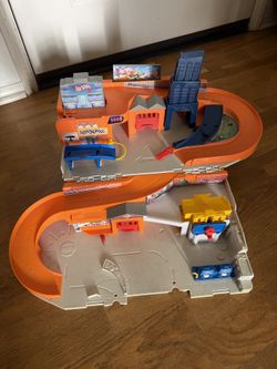 Hot Wheels Car Wash Sto And Go